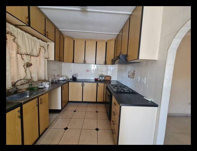 3 BEDROOM HOUSE FOR SALE IN PALMVIEW